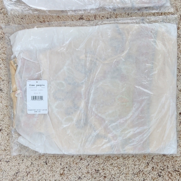 NEW FREE PEOPLE Yellow Beaded GOA Crop Top Tank - Picture 11 of 11